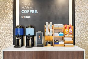 Holiday Inn Express Hotel & Suites LIVE OAK by IHG