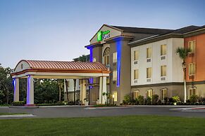 Holiday Inn Express Hotel & Suites LIVE OAK by IHG
