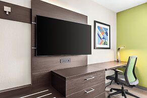 Holiday Inn Express Hotel & Suites LIVE OAK by IHG