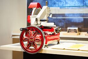 AC Hotel by Marriott New Orleans French Quarter