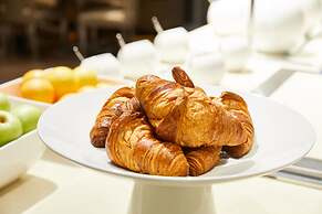 AC Hotel by Marriott New Orleans French Quarter