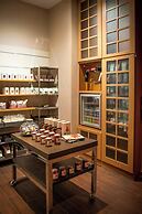 AC Hotel by Marriott New Orleans French Quarter