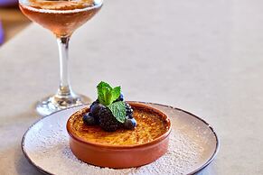 AC Hotel by Marriott New Orleans French Quarter