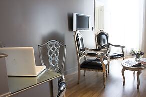 Unique Executive Central