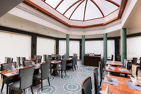 Sun N Sand Hotel Mumbai