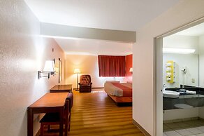 Motel 6 Oklahoma City, OK