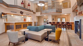 Best Western Plus Gateway Inn & Suites