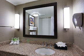 Holiday Inn Express Hotel & Suites Meadowlands Area by IHG