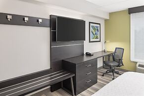 Holiday Inn Express Hotel & Suites Greenville by IHG