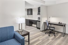 Holiday Inn Express Hotel & Suites Greenville by IHG