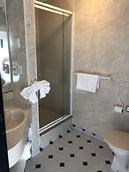 Alcamo Hotel & Conference Centre