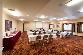 Crystal Inn Hotel & Suites Great Falls