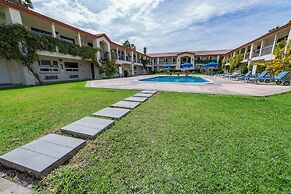 Quinta Dorada Hotel and Suites