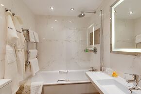 The Empire Hotel & Spa