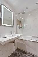 The Empire Hotel & Spa