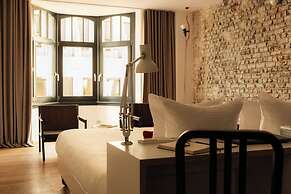9Hotel Central