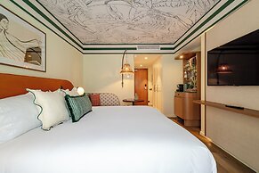 Onyria Quinta da Marinha Hotel