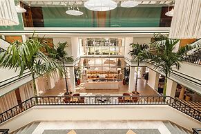 Onyria Quinta da Marinha Hotel