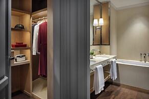 Portrait Firenze - Lungarno Collection