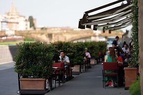 Portrait Firenze - Lungarno Collection