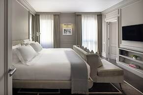 Portrait Firenze - Lungarno Collection