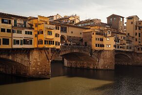 Portrait Firenze - Lungarno Collection