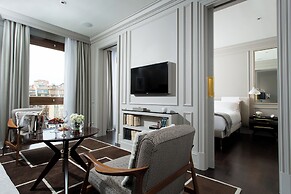 Portrait Firenze - Lungarno Collection