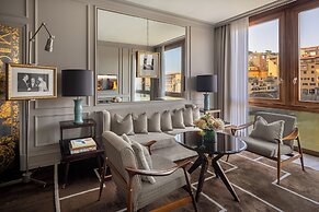 Portrait Firenze - Lungarno Collection