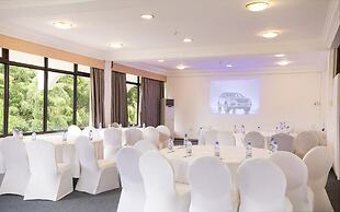 Golden Tulip Dar Es Salaam