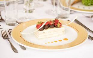 Golden Tulip Dar Es Salaam