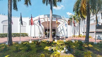 Golden Tulip Dar Es Salaam