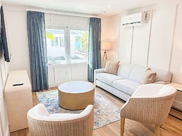 The Lighthouse Resort Inn & Suites