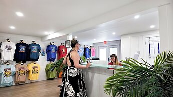 The Lighthouse Resort Inn & Suites