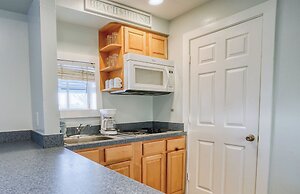 The Lighthouse Resort Inn & Suites