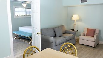 The Lighthouse Resort Inn & Suites