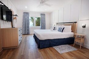 The Lighthouse Resort Inn & Suites