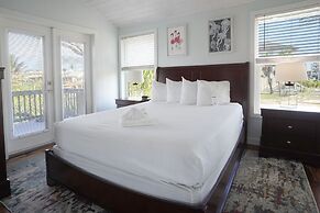 The Lighthouse Resort Inn & Suites