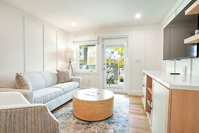 The Lighthouse Resort Inn & Suites