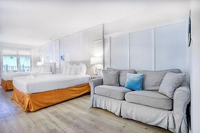 The Lighthouse Resort Inn & Suites