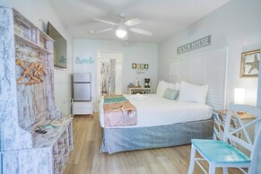 The Lighthouse Resort Inn & Suites