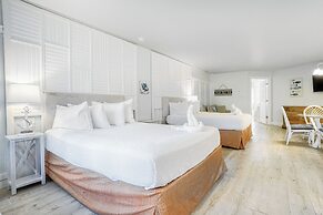 The Lighthouse Resort Inn & Suites