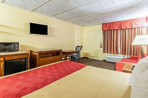Econo Lodge Charlotte Airport Area