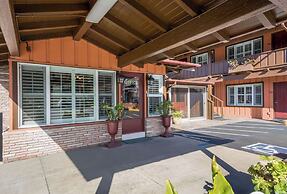 Clarion Collection Wilkie's Inn Pacific Grove - Monterey