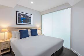 Oaks Adelaide Embassy Suites