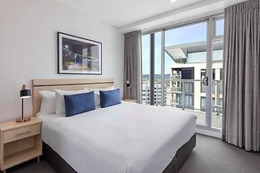 Oaks Adelaide Embassy Suites