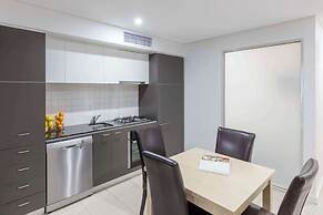 Oaks Adelaide Embassy Suites