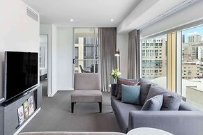 Oaks Adelaide Embassy Suites