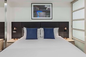 Oaks Adelaide Embassy Suites