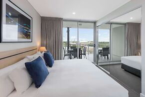 Oaks Adelaide Embassy Suites