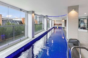 Oaks Adelaide Embassy Suites